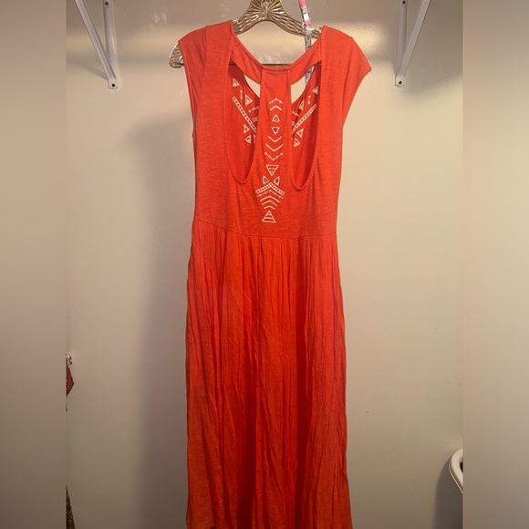 Free people size small eyelet/keyhole dress - Picture 5 of 7